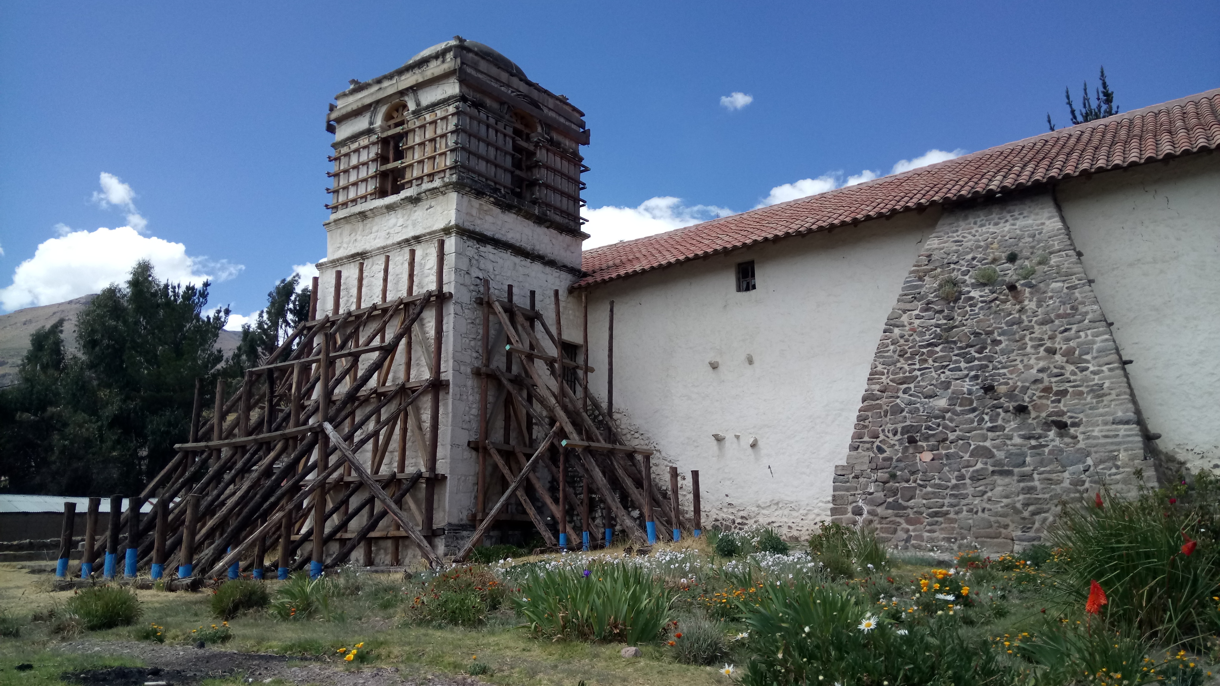 Iglesia de Pinchollo by Markus Jost