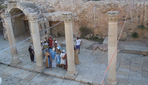 Hohe Priesterin in Jerusalem by Markus Jost